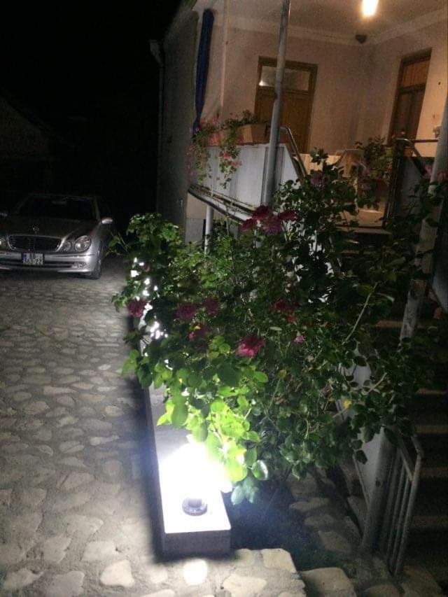 Guesthouse Raisa クヴァレリ エクステリア 写真