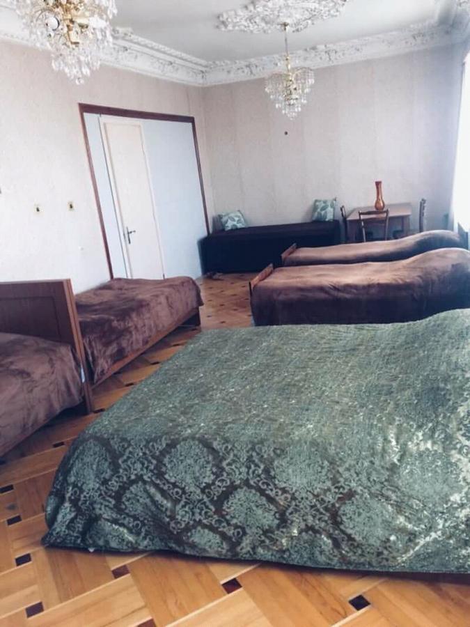 Guesthouse Raisa クヴァレリ エクステリア 写真